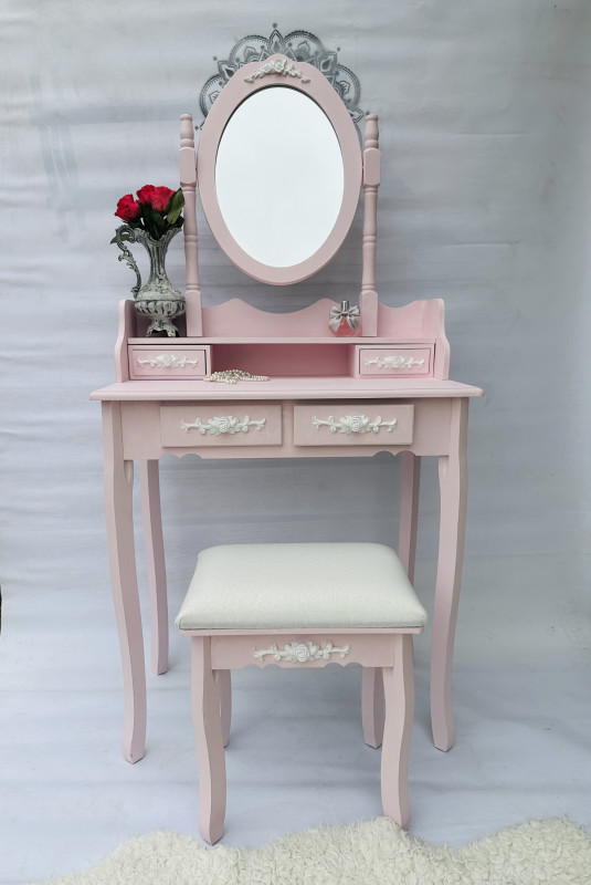 Toaletka kosmetyczna z dużym lustrem, na zamowie_photo1