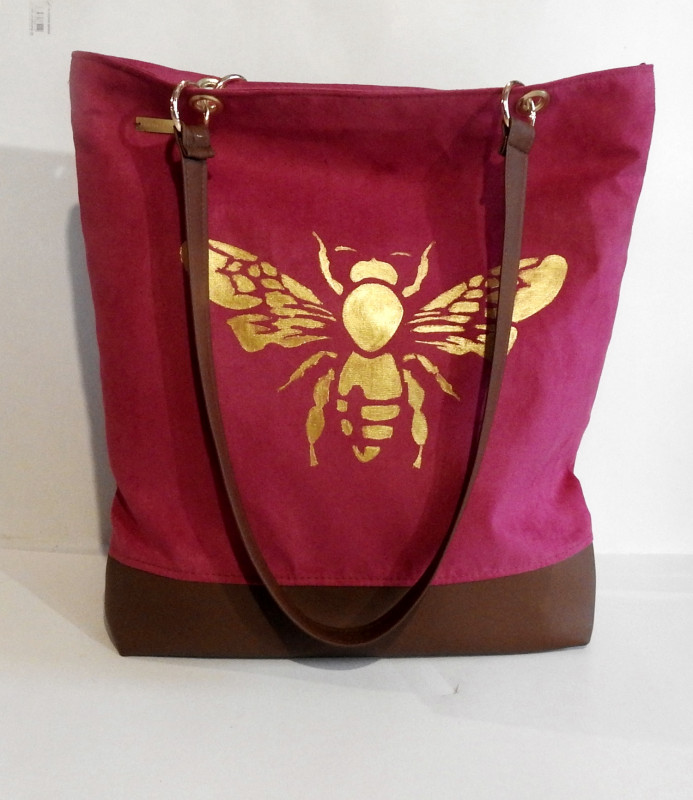 Torba na ramię fuksja malowana torba z pszczołą_photo1