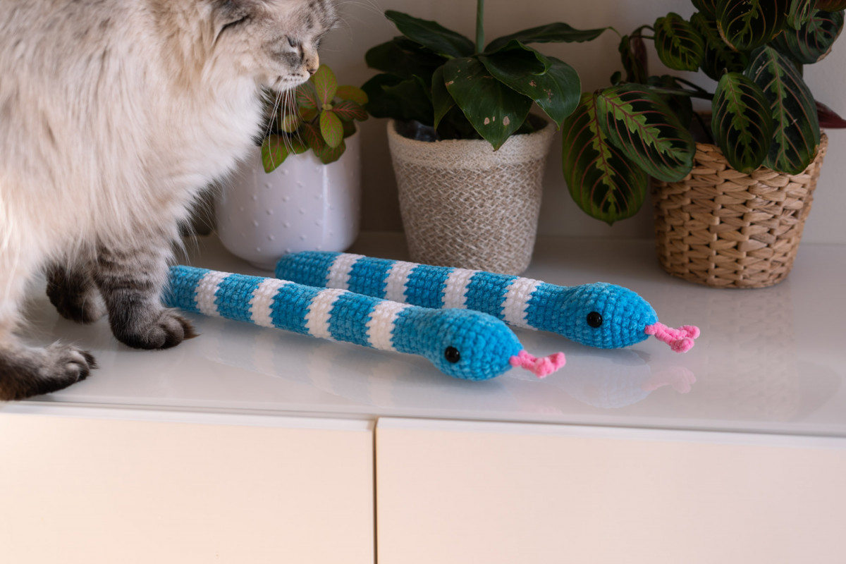 Wąż Boa dla kota zabawka kocimiętka niebieski_photo1