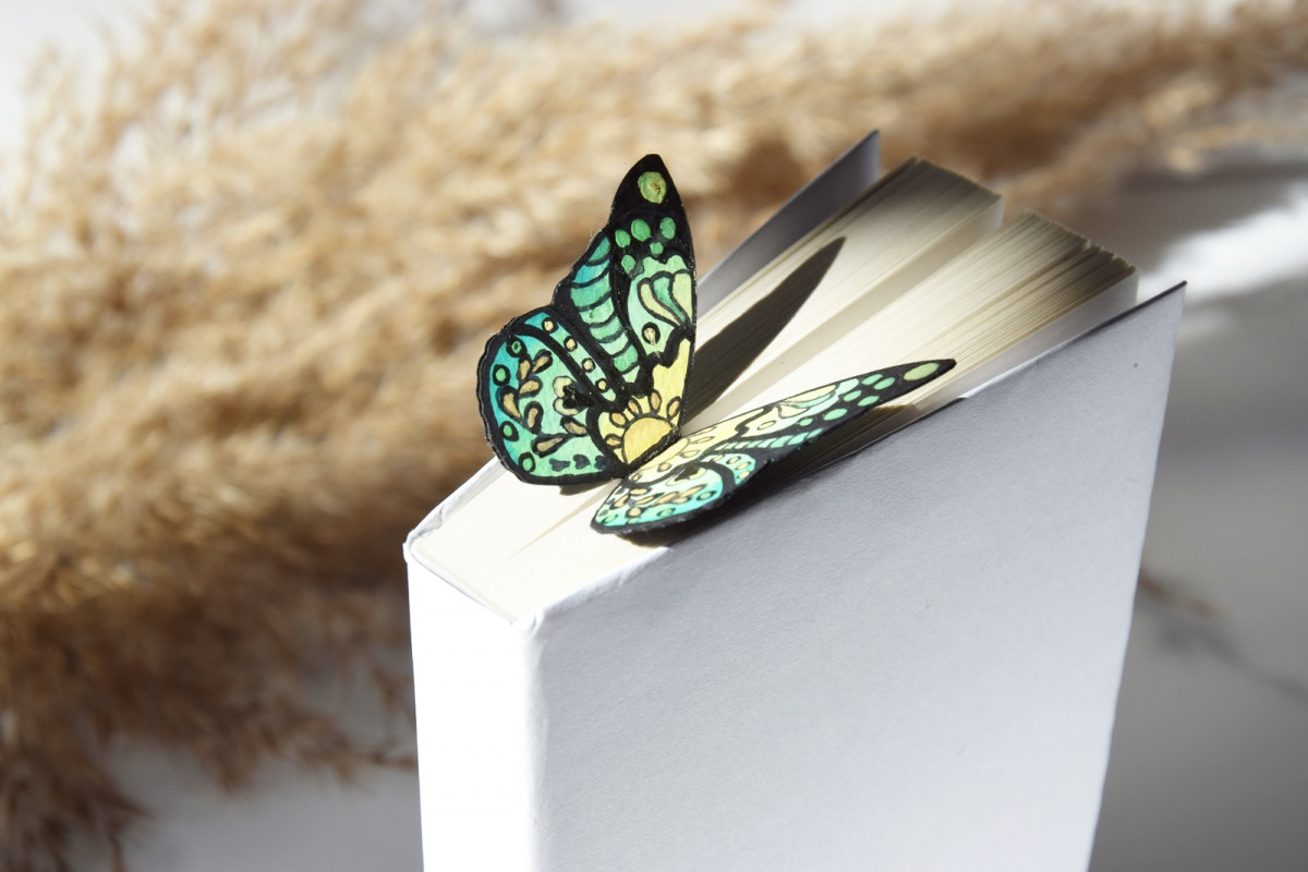 Zakładka do książki "On Paper" Motyl malowany 03_photo1