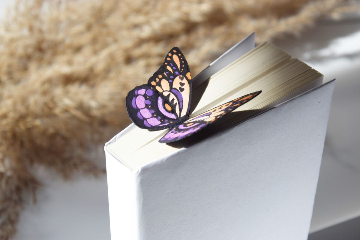 Zakładka do książki "On Paper" Motyl malowany 05_photo1