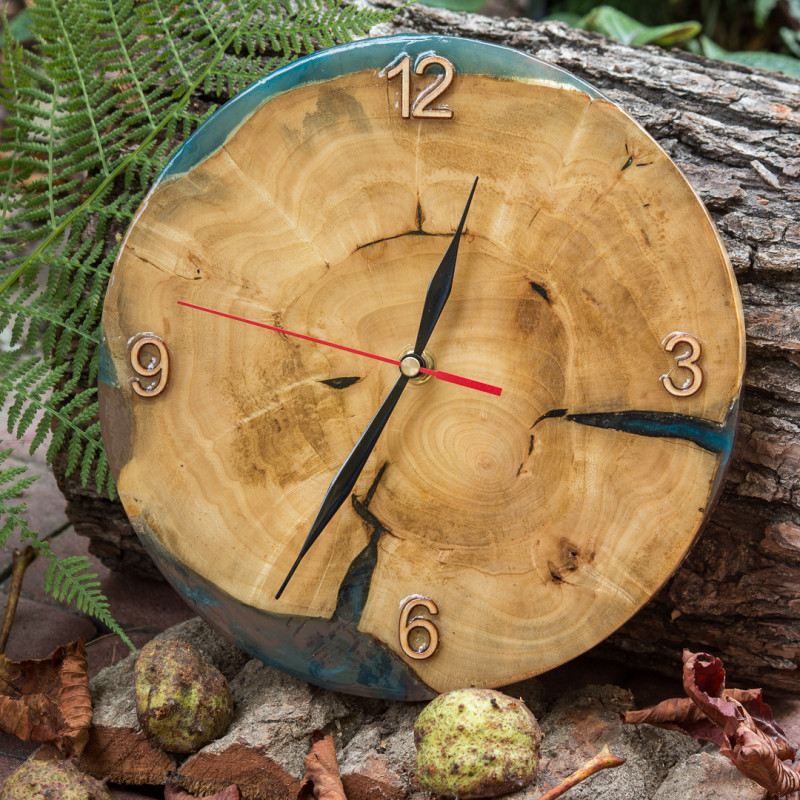 Zegar drewno czereśni z żywicą epoksydową A04_photo1