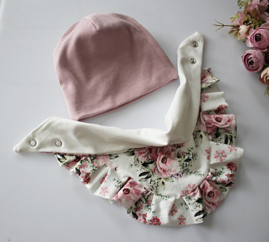 Zestaw czapka prążek chusta bukieciki kwiatów wiosna/jes_photo1