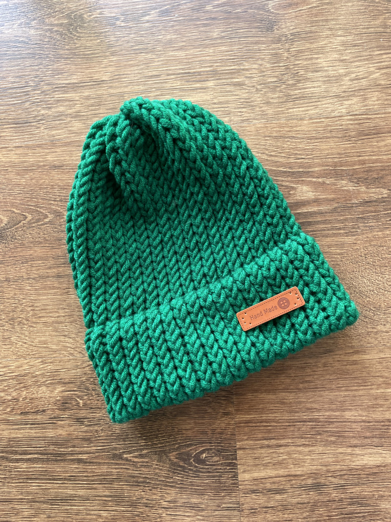 Zielona ciepła czapka z wełną Merino_photo1