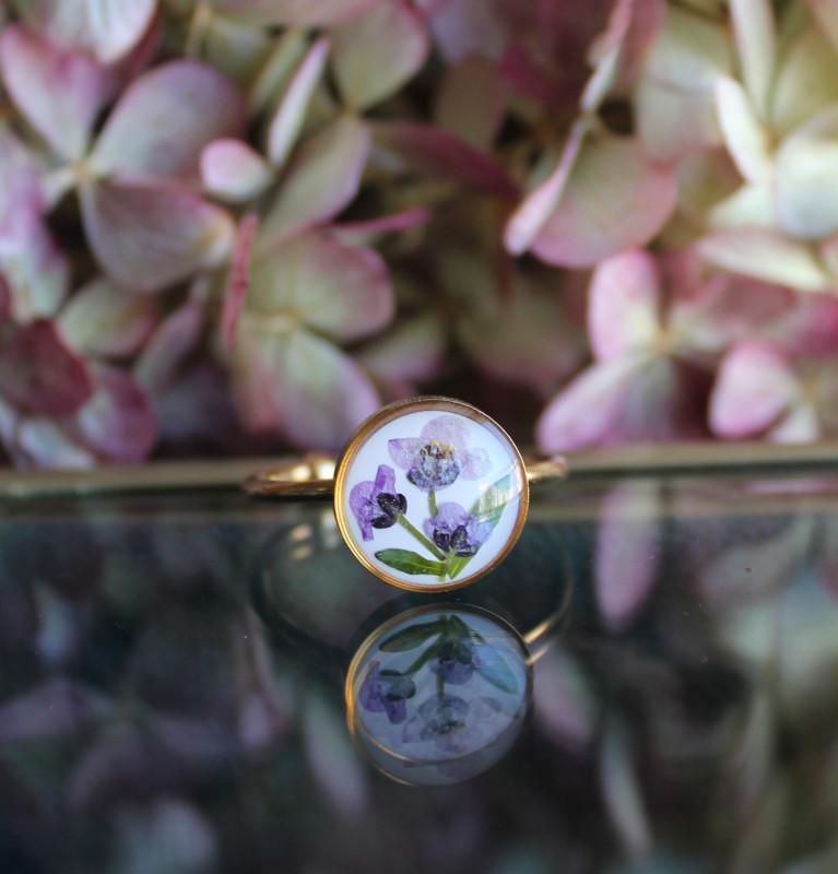 Złoty pierścionek smagliczka różowa fiolet_photo1
